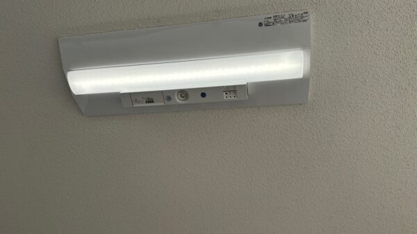 佐賀県鹿島市、アパート、照明器具交換工事